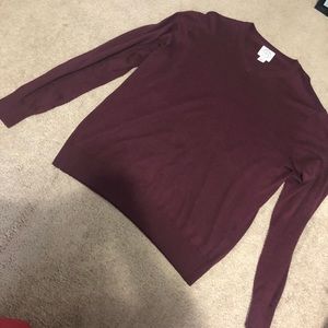 Maroon sweater